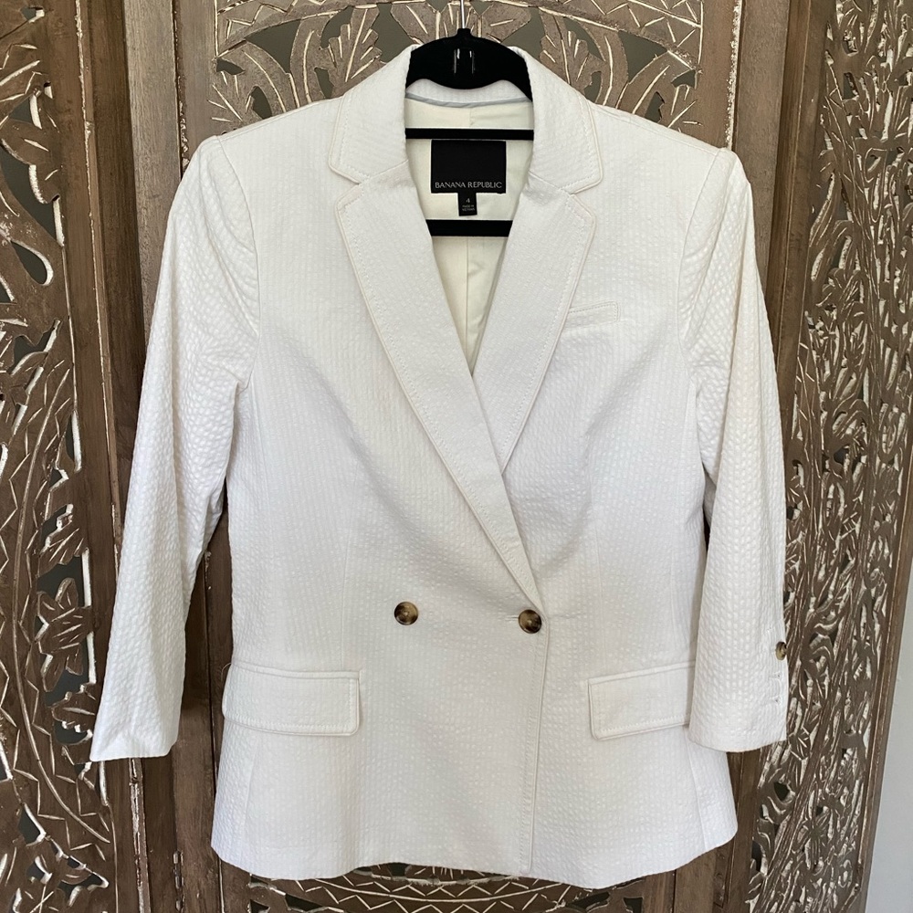 Banana Republic White Blazer